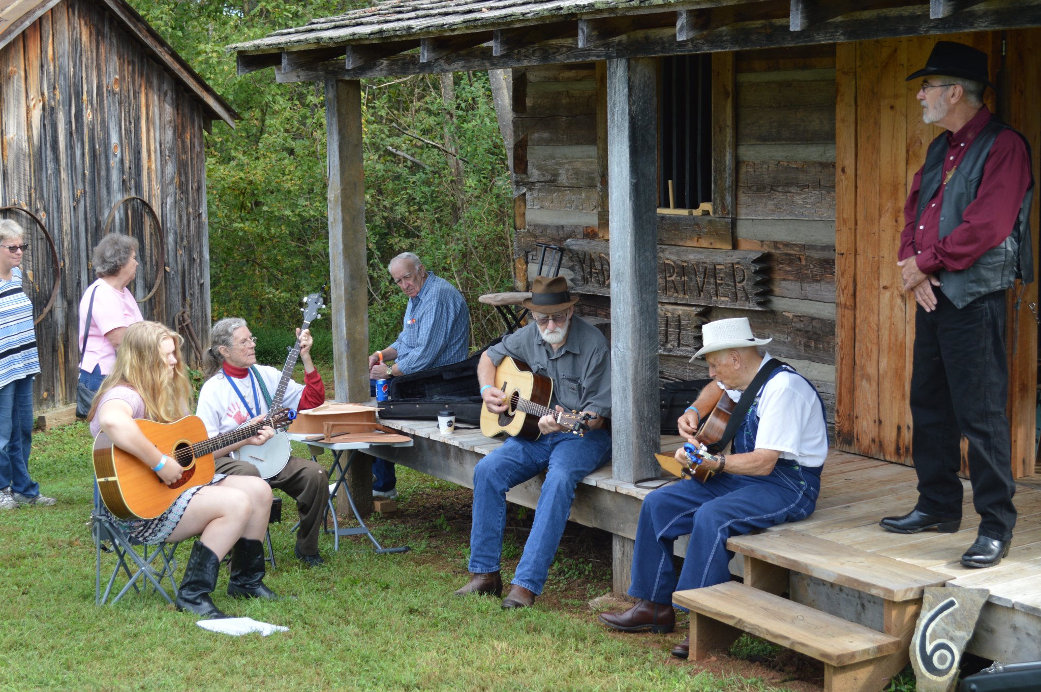 pickin-and-playin-at-the-jail-house